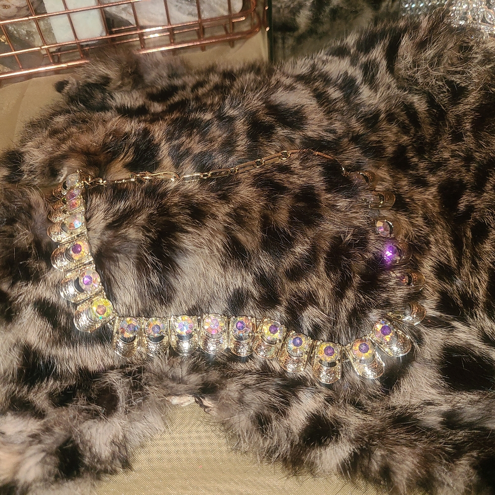 Chic Silver Necklace with Purple and Gold Accents